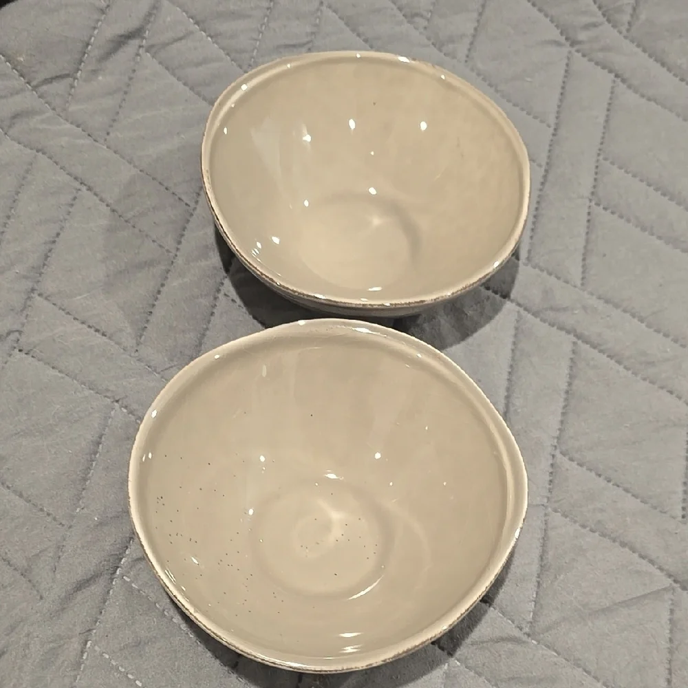 Elegant Ceramic Bowls Set